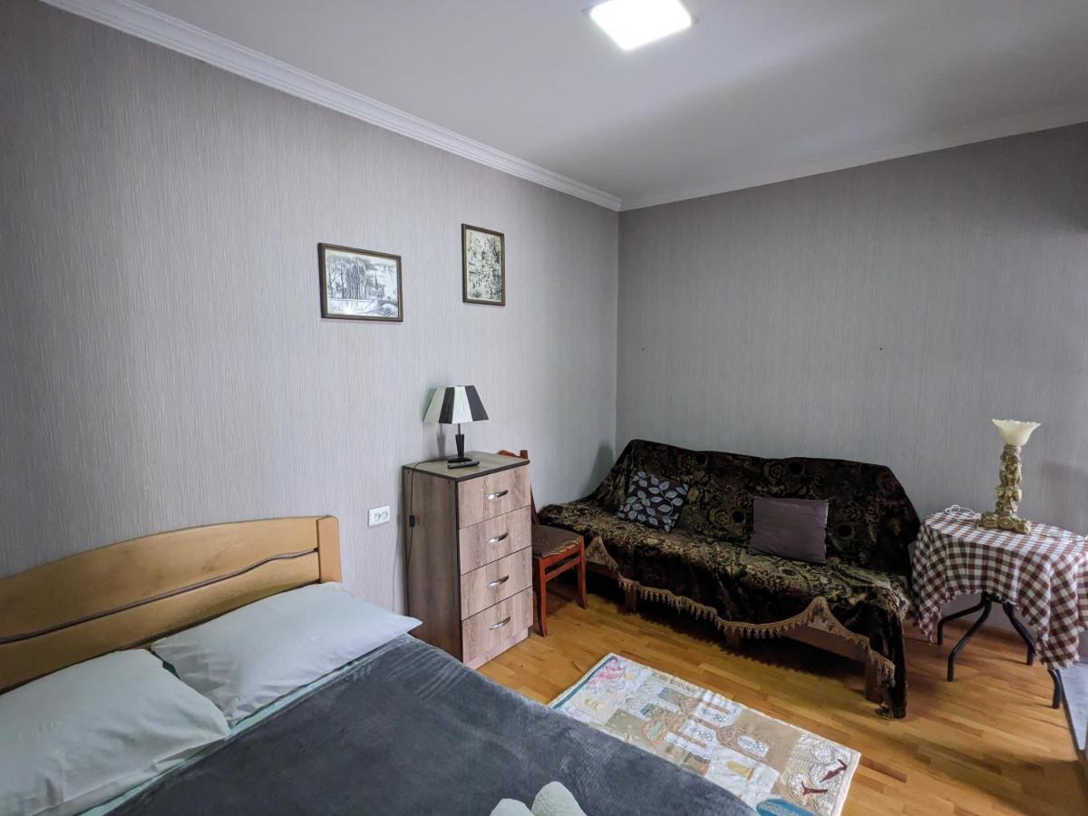 Apartments Se7En Tiflis Exterior foto