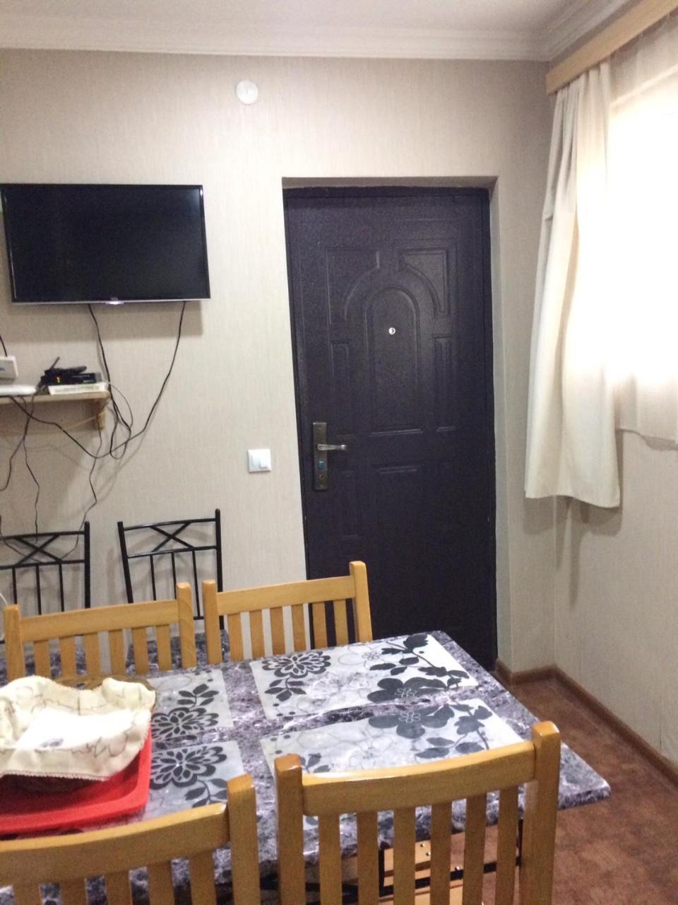 Apartments Se7En Tiflis Exterior foto
